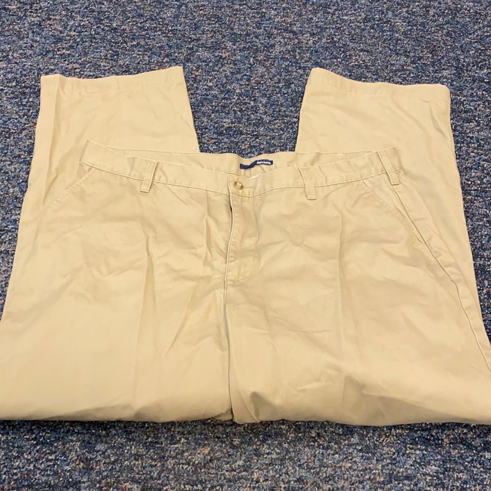 Basic Editions Tan Pants sz. 40 x 32